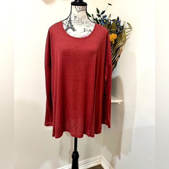 Simply Noelle Red Long Sleeve Laced Relaxed Tunic size L/XL - Picture 1 of 9